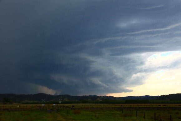 Wall cloud and , NSWimpressive structure of the Kyogle supercell now near Wiangaree