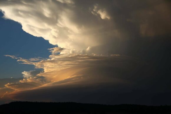 This is the structure we saw as powered to Mendooran! I have time-lapse. I was with Rodney - it was an insane part of th