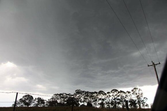 Hail shaft dumps
