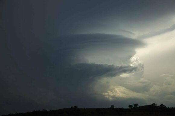 Cell with couplet SW of Cessnock!