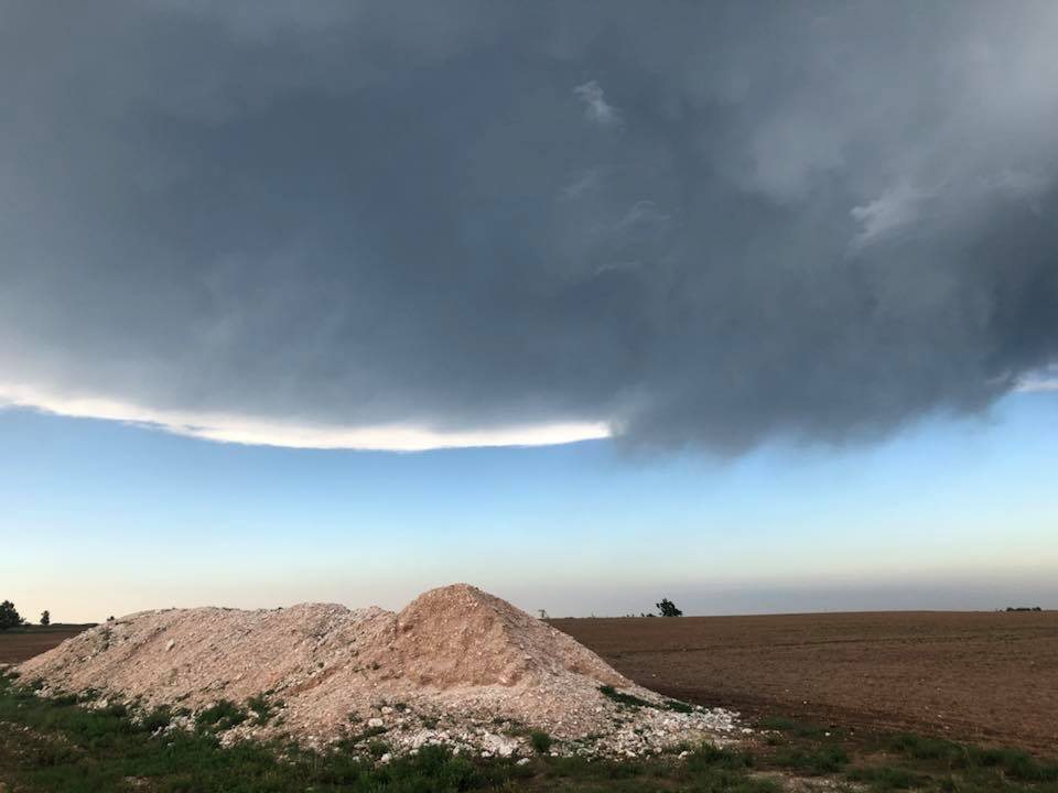 Texas Panhandle Supercell breaks the cap 25th May 2018