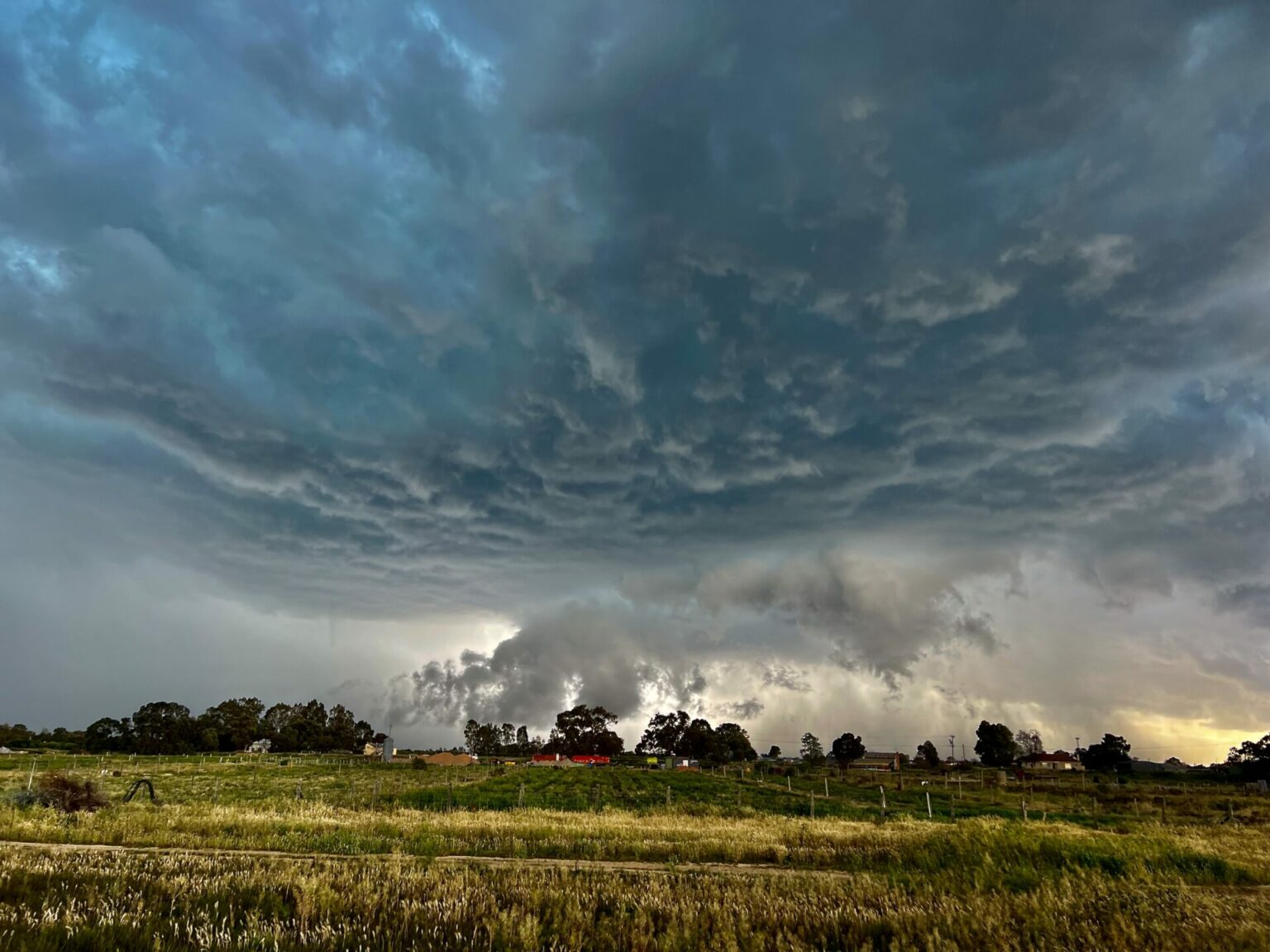 Severe Storms Hits Mildura and Wentworth 29th August 2022 - Extreme Storms