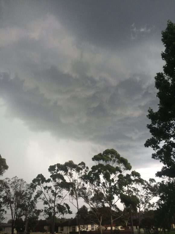 Another event in November  are you kidding 6 years ago!!

This is initial storm that headed to the Central Coast about to hit Seven Hills!